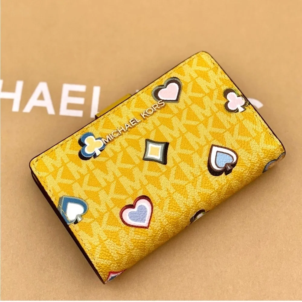 Michael Kors Jet Set Medium Printed Signature Logo Wallet